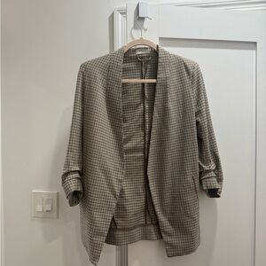 Aritzia Babaton Checkered Open-Front Blazer